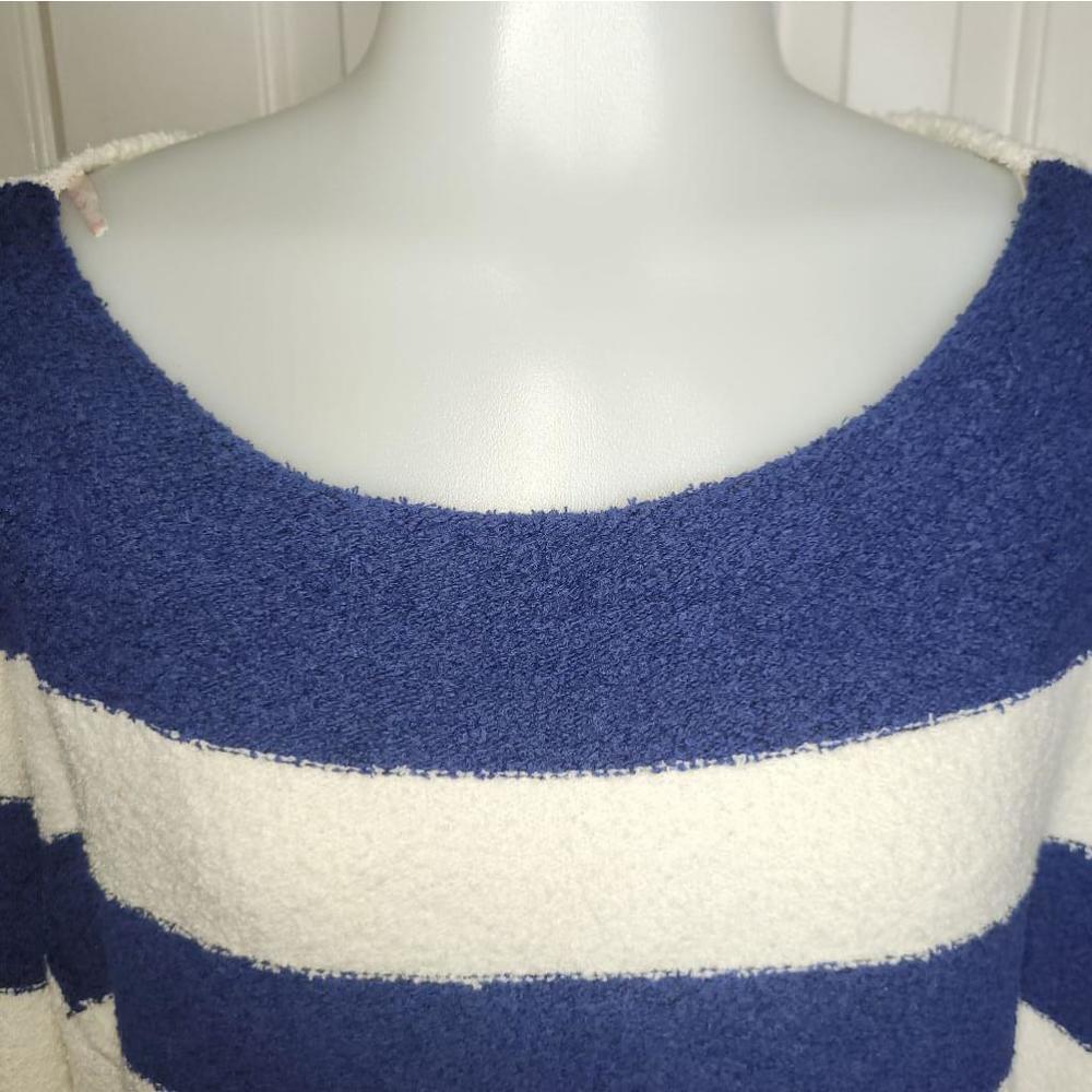 Women's Free People Blue and White Striped Sweater Size M - Picture 5 of 6